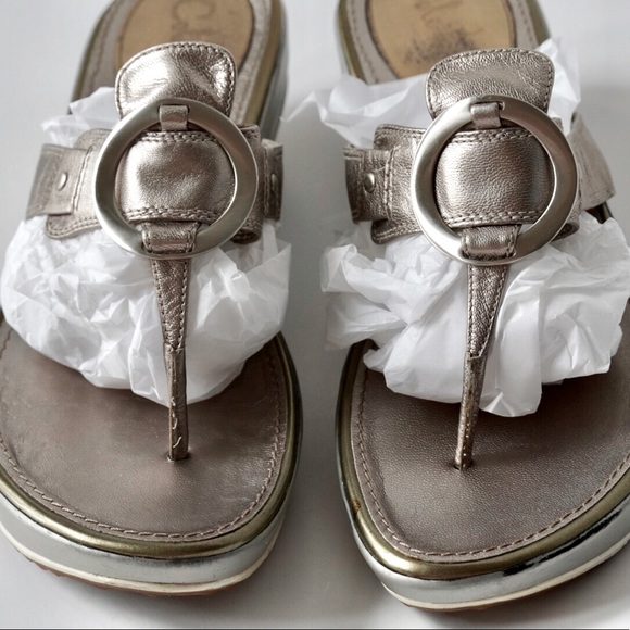 Bargain Cole Haan leather platform sandals. Size 10B. Wear marks shown in photos - Picture 11 of 14